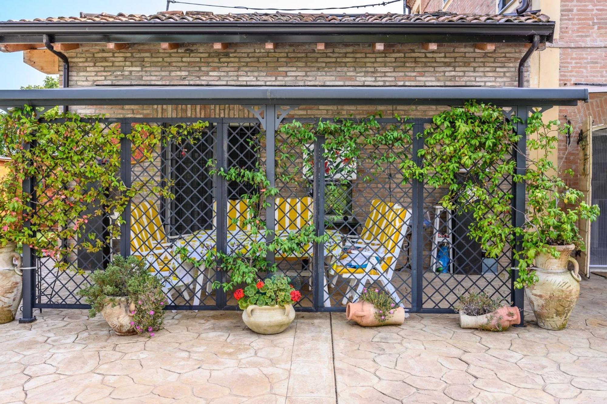 La Casa Di Valeria - Modena Bed & Breakfast Dış mekan fotoğraf
